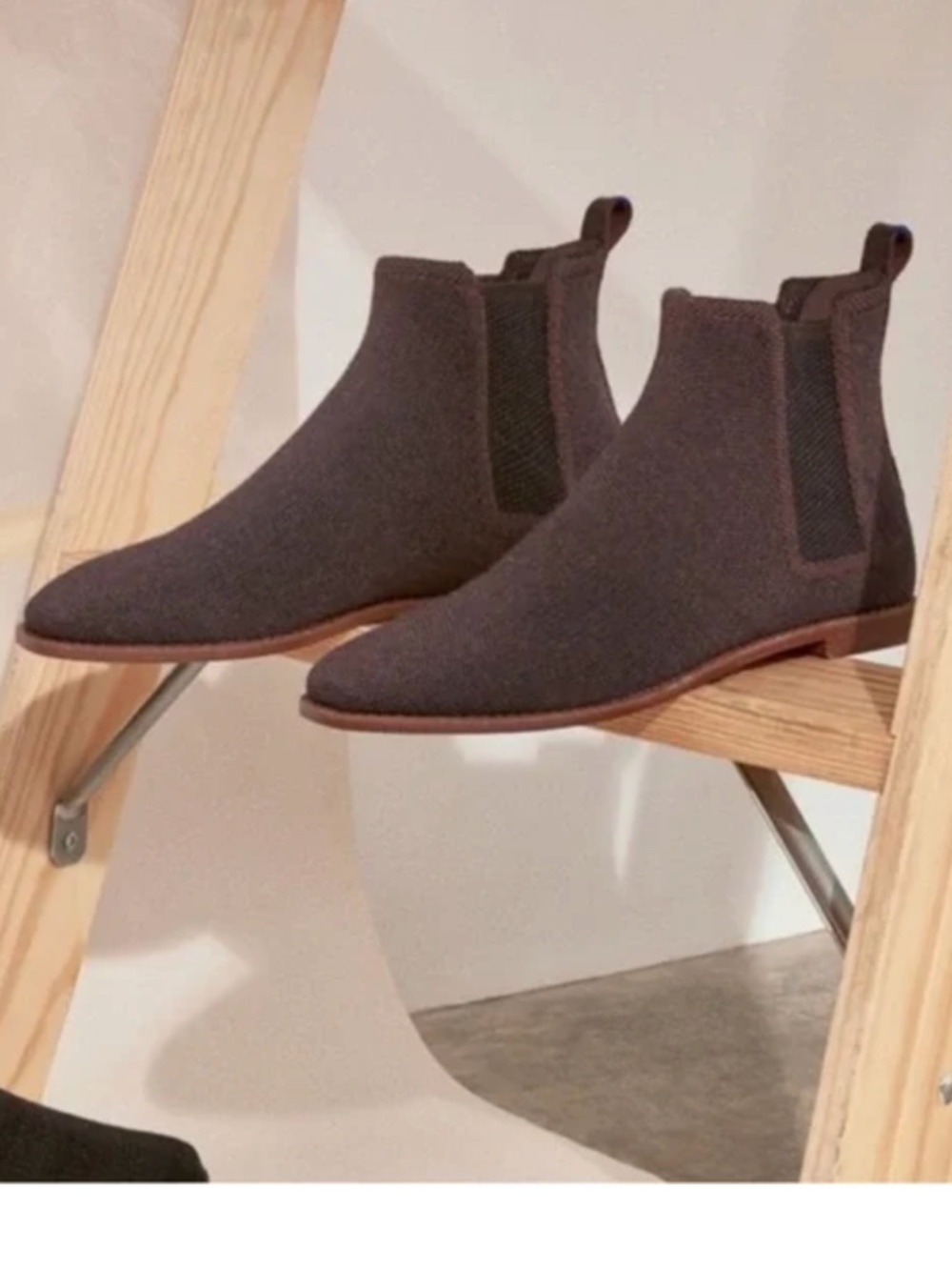 ROTHY'S The Merino Wool Chelsea Ankle Boot in Cocoa Brown Size 7.5